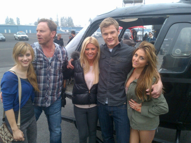 Tara Reid Wasnt Asked To Be In Sharknado 2 Mandatory 