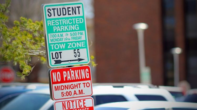 why-college-campus-parking-sucks-and-how-to-fix-it-mandatory