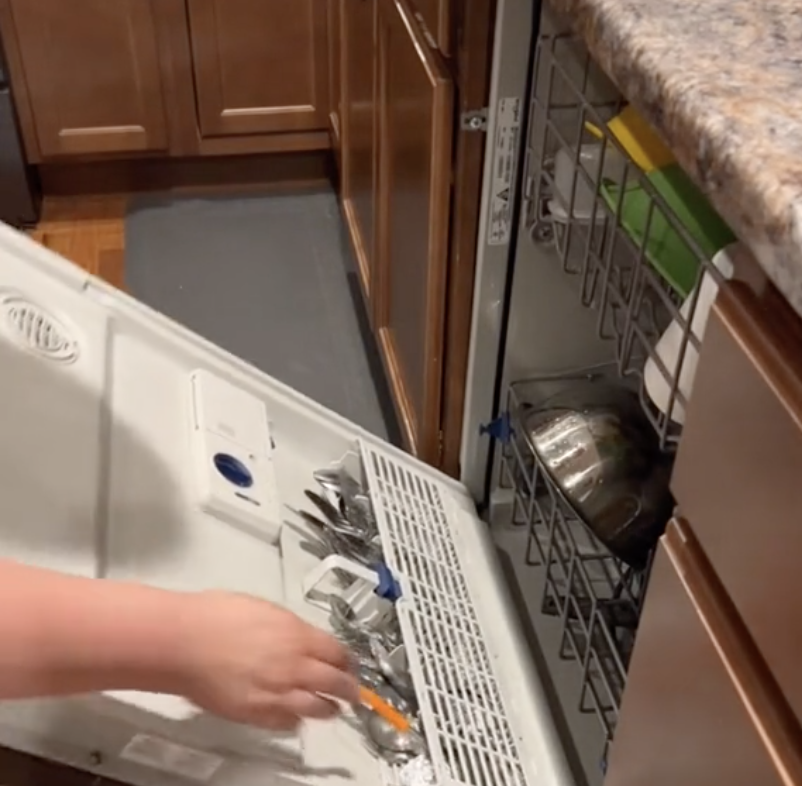 Dishwasher Hacks for Spotless Dishes