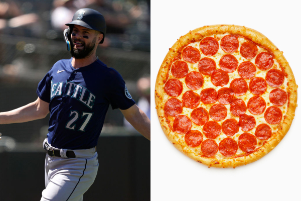 Mariners' Jesse Winker enjoys post-brawl pizza after fan has one delivered  to him at Angel Stadium