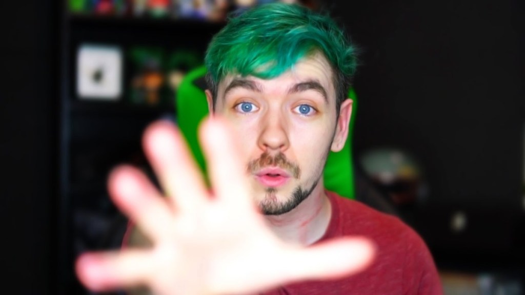 Who is Jacksepticeye’s Girlfriend, Gab Smolders & What is Their Relationship History?