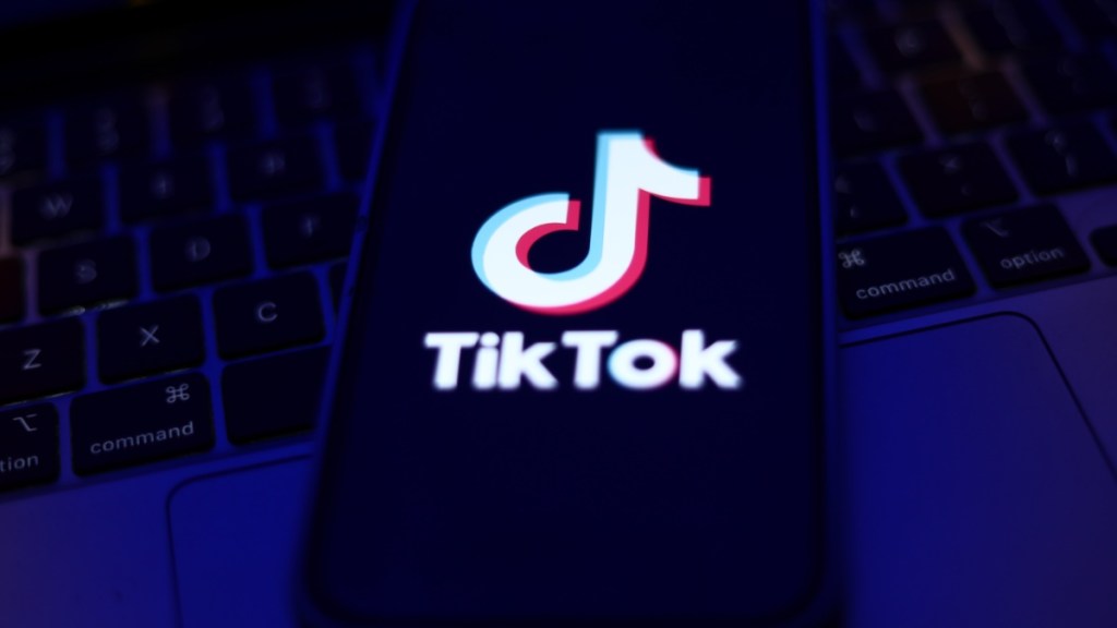 Here's What 'Sofia Dance' Trend on TikTok Is About