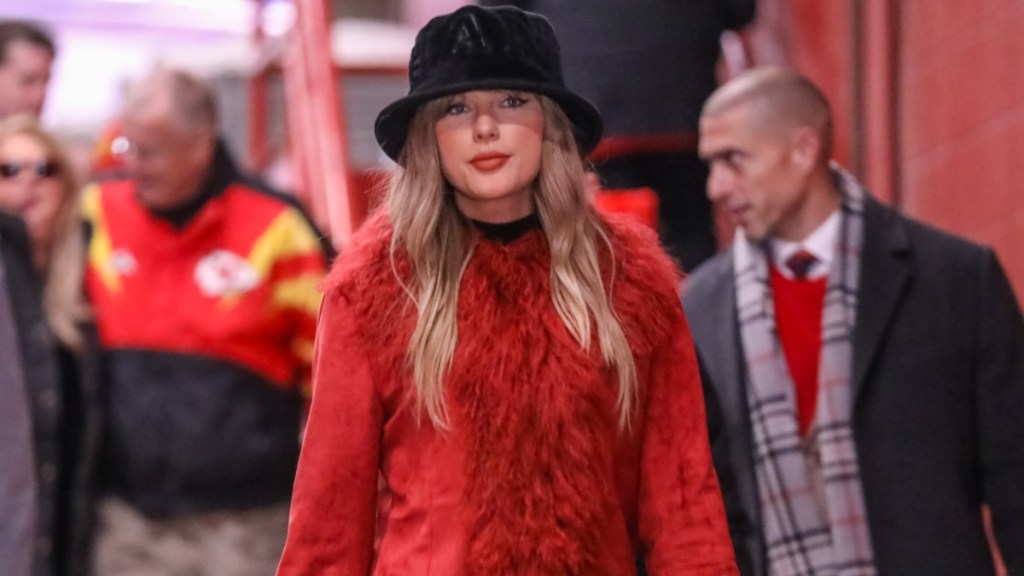 Taylor Swift 'Body Double' Confusion at Chiefs Christmas Game Explained