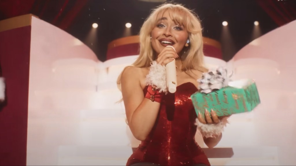 sabrina carpenter nonense christmas netflix cameos