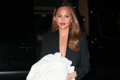 Chrissy Teigen Cravings LA Fire donation