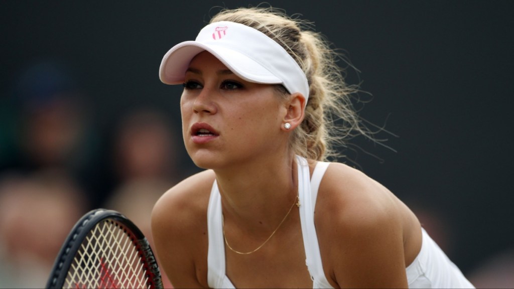 Anna Kournikova Spotted in Public After Two Years, Using Wheelchair