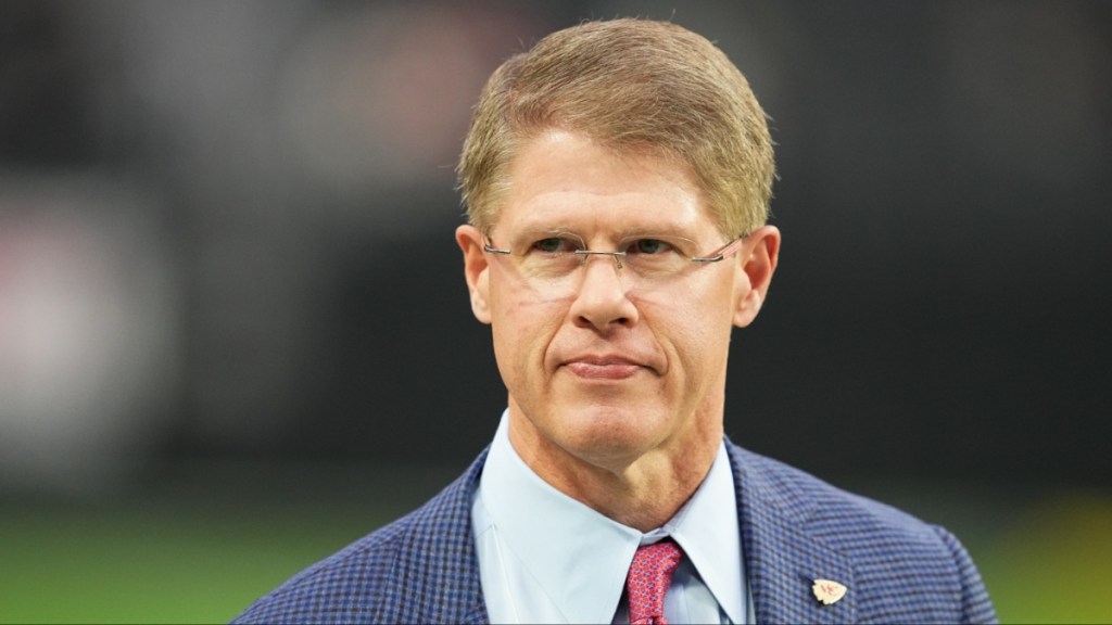 Who Is Clark Hunt's Wife, Tavia Shackles & What Is Their Relationship History?