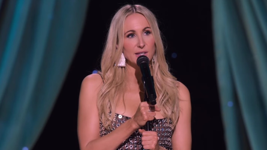 What Did Nikki Glaser Say About Selena Gomez & Benny Blanco at 2025 Golden Globes?