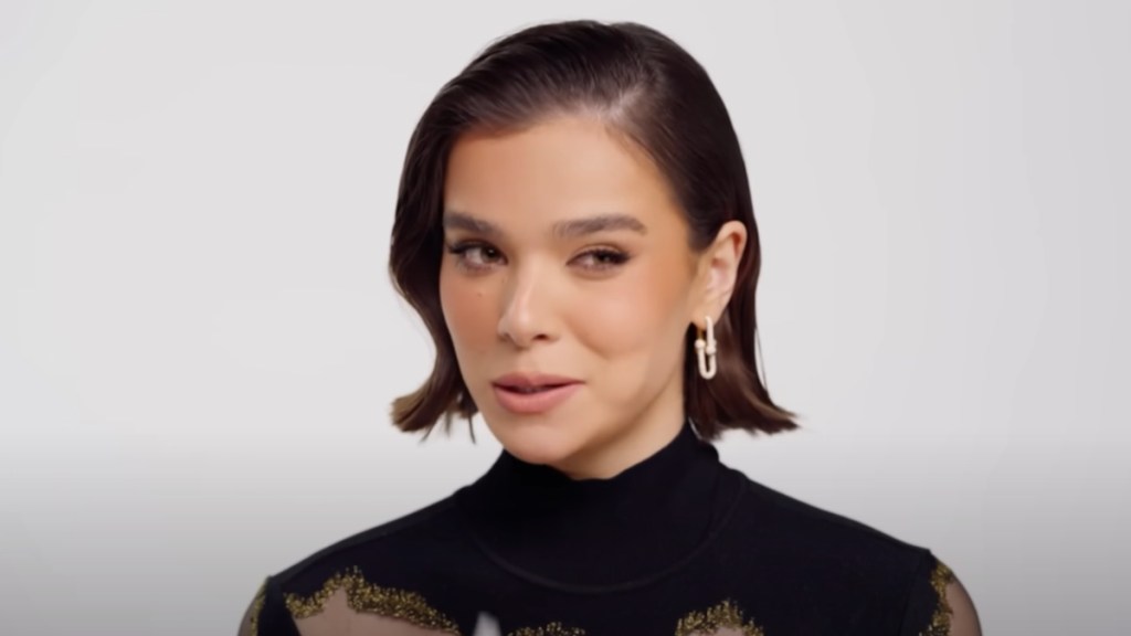 Hailee Steinfeld Called As 'Queen' of Buffalo Bills After Josh Allen Engagement