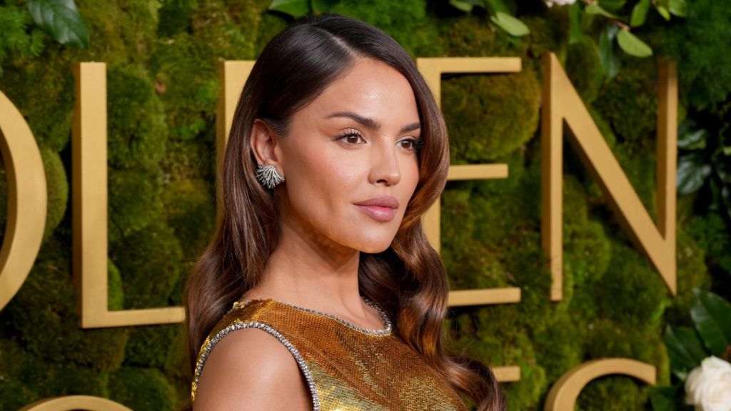 Eiza González Rivera attends the 82nd Annual Golden Globe Awards at The Beverly Hilton on January 05, 2025 in Beverly Hills, California.