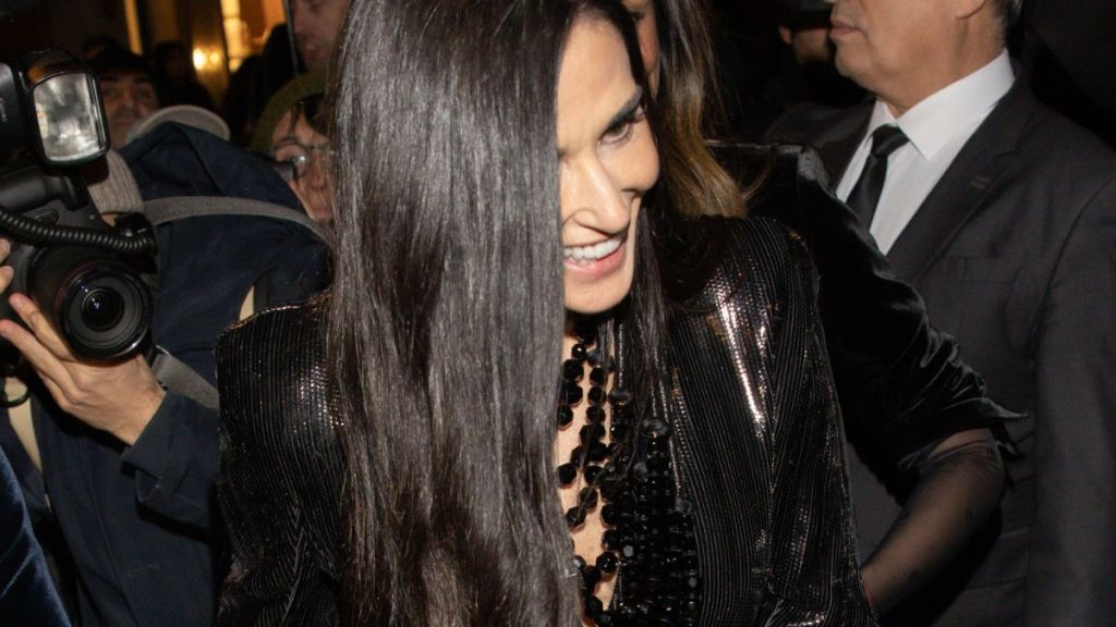 Demi Moore PFW photos