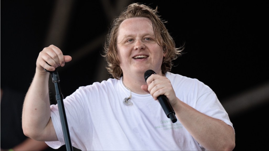 Who Is Lewis Capaldi's Ex-Girlfriend, Paige Turley, & What Is Their Relationship History?