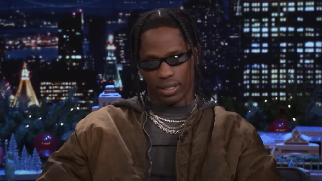 Travis Scott Manhandled by Security After Clippers vs. Lakers Match