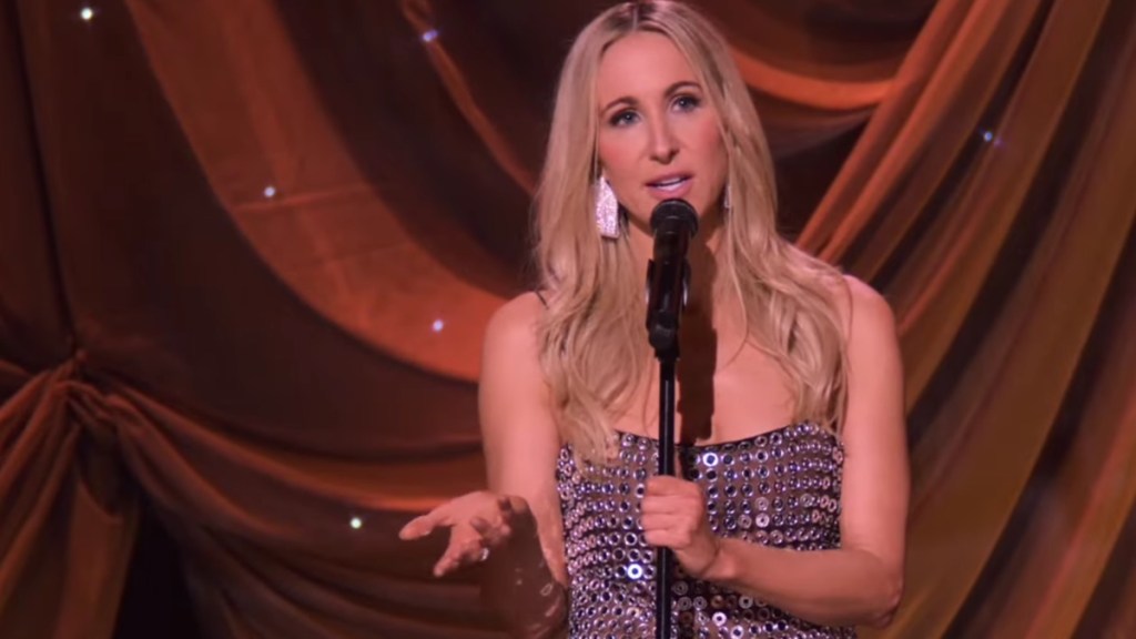 Nikki Glaser on Why She Doesn't Approach Taylor Swift at Events: 'I Won’t Even Look Her Way'