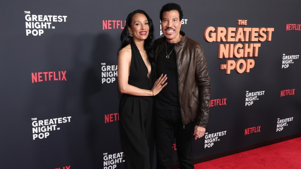 Who Is Lionel Richie's Girlfriend, Lisa Parigi & What Is Their Relationship History?