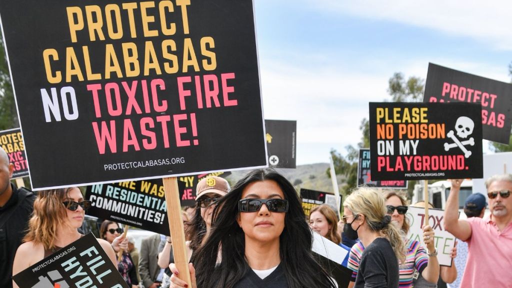 Kourtney Kardashian Calabasas protest photos