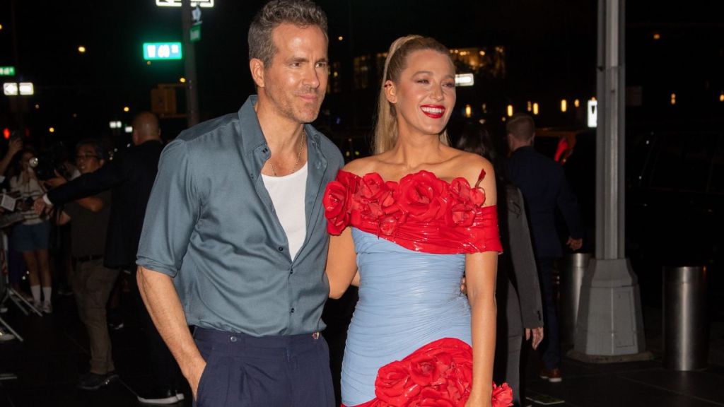 Ryan Reynolds Blake Lively photo