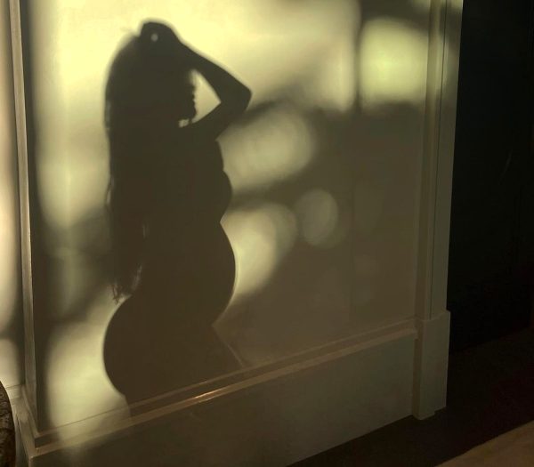 Kylie Jenner Shows Off New Curves in Sexy Silhouette on Instagram (Whoa, Baby)