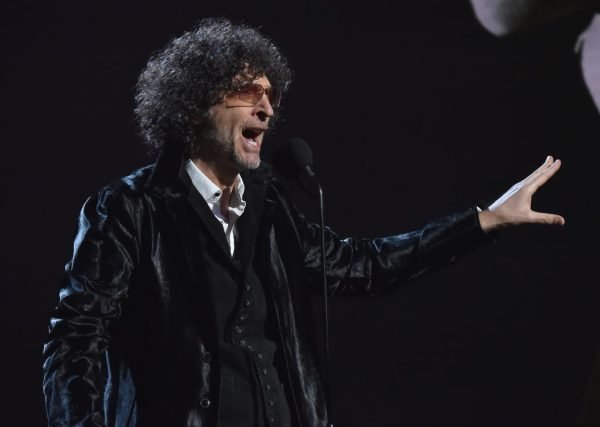 Listen to Howard Stern Rip Aaron Rodgers a New One Over Covid Vaccine Controversy