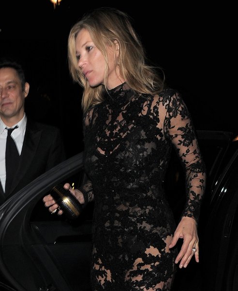 Kate Moss Got Drunk On A Plane, Called The Pilot A 